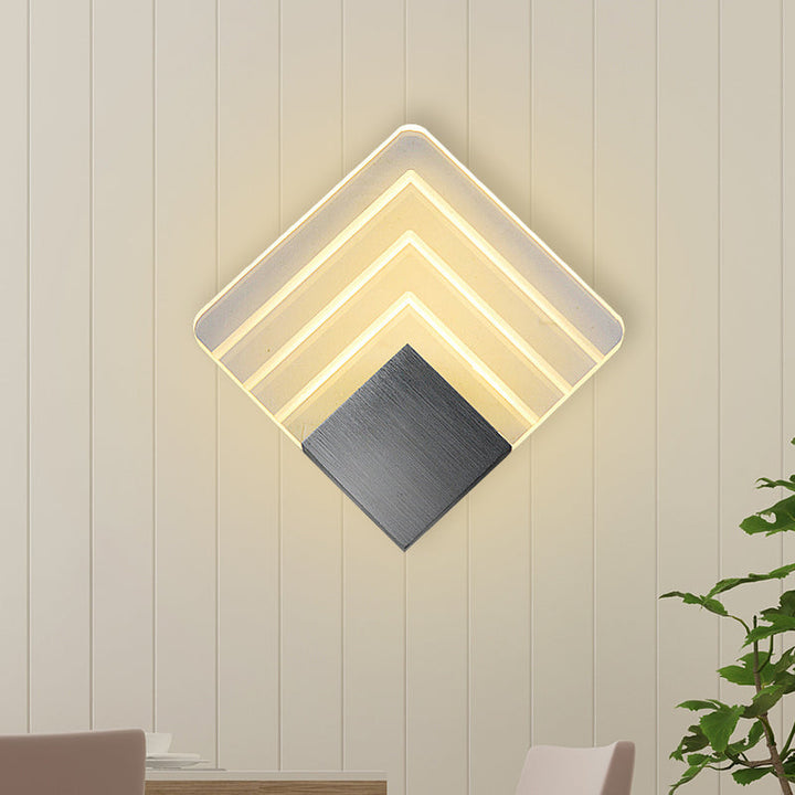Lisslune | Modernism Squared Wall Light Metal 5.5"/8" B LED Corner Wall Light in Black/Silver with Acrylic Shade