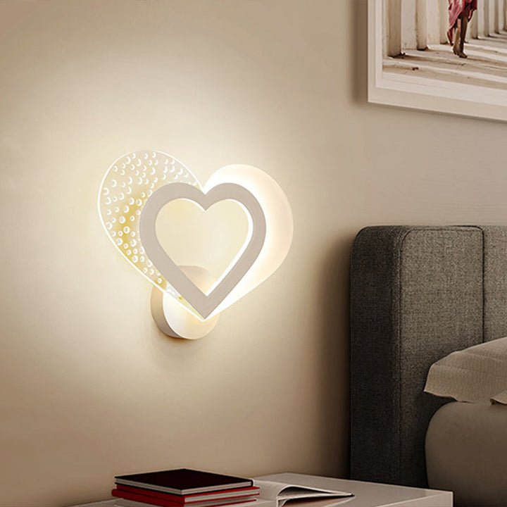 Lisslune | Love Heart-Shaped Wall Mounted Lighting Contemporary Acrylic LED White Wall Lamp in Warm/White Light