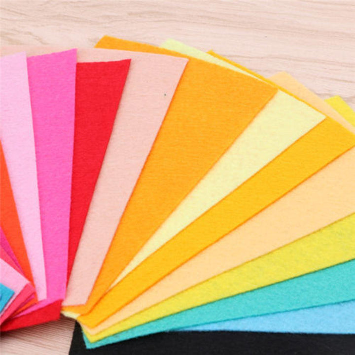 Lisslune | Colorful 40-piece fleece felt crafting set for creative DIY projects