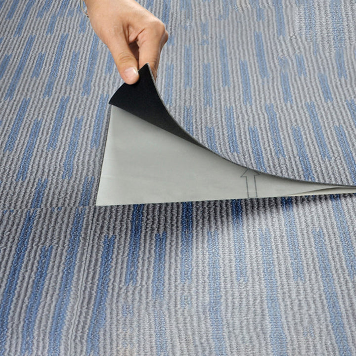 Lisslune | Scratch-resistant plastic floor Waterproof peel & stick floor tiles