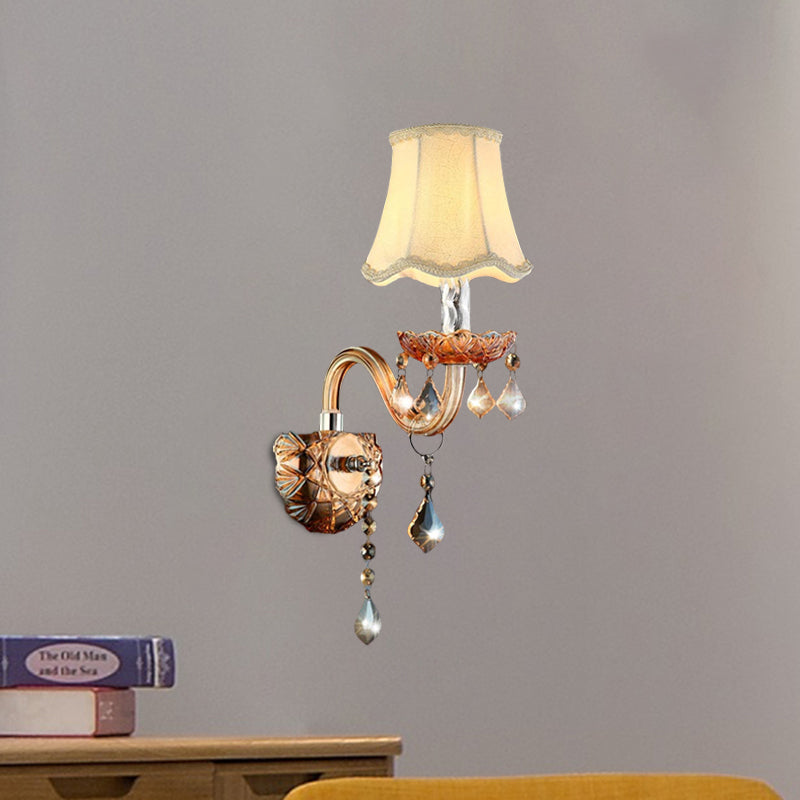 Skørter | Beige 1 Lamp Wall Lamp Traditional Fabric Wave Wall Shelf with Clear Crystal Ledge and Curved Glass Arm