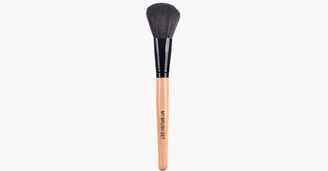 Lisslune | Powder Makeup Brush - Made from synthetic fibers - Full & round shape - For loose and pressed powder products - Perfect for foundations, blush & bronzer