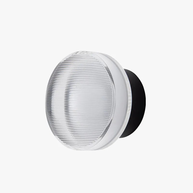 Lisslune | Valyona – Modern Metal Wall Lamp | Black & Gold Cone Design | Warm LED Lighting