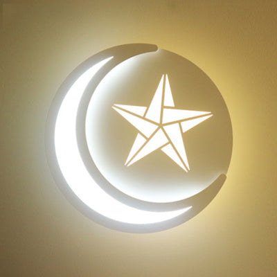 Skørter | Modern Moon Wall Lamp with Cartoon Pattern Acrylic LED Wall Light in White for Children's Room