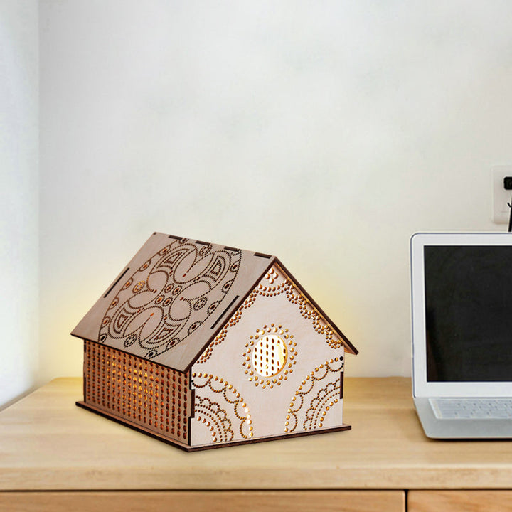 Skørter | Kids Cottage Mini Night Light Wood Bedroom LED Table Lamp in Brown with Sculpted Flower/Star/Love Heart Design