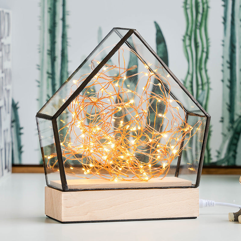 Skørter | Glass Mini House Nightstand Lamp Kids Wood Integrated LED Table Lamp with Inner Bear and Cord Decoration