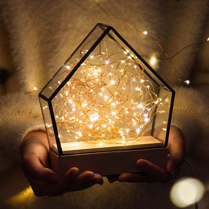 Skørter | Glass Mini House Nightstand Lamp Kids Wood Integrated LED Table Lamp with Inner Bear and Cord Decoration