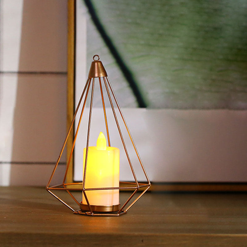 Skørter | Candle style table lamp children's iron golden LED bedside lighting with triangle/cactus cage