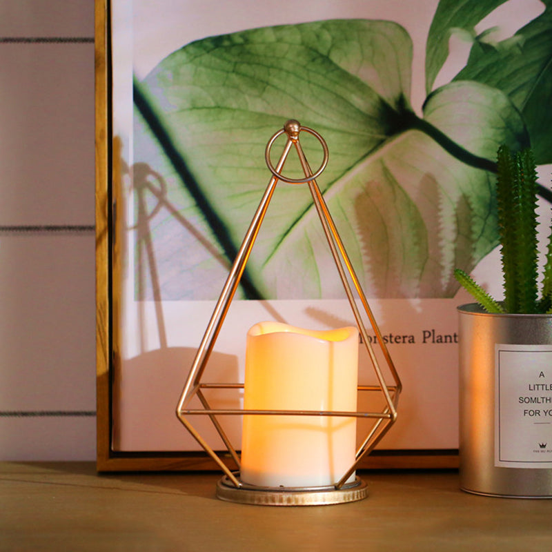 Skørter | Kids Battery Powered LED Night Light Golden Diamond/Triangle/Hexagon Table Light with Iron Cage and Inner Candle Shade