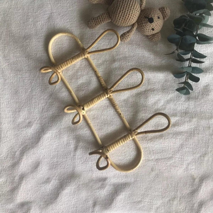 Lisslune | Playful rattan wall hook for playful children's rooms