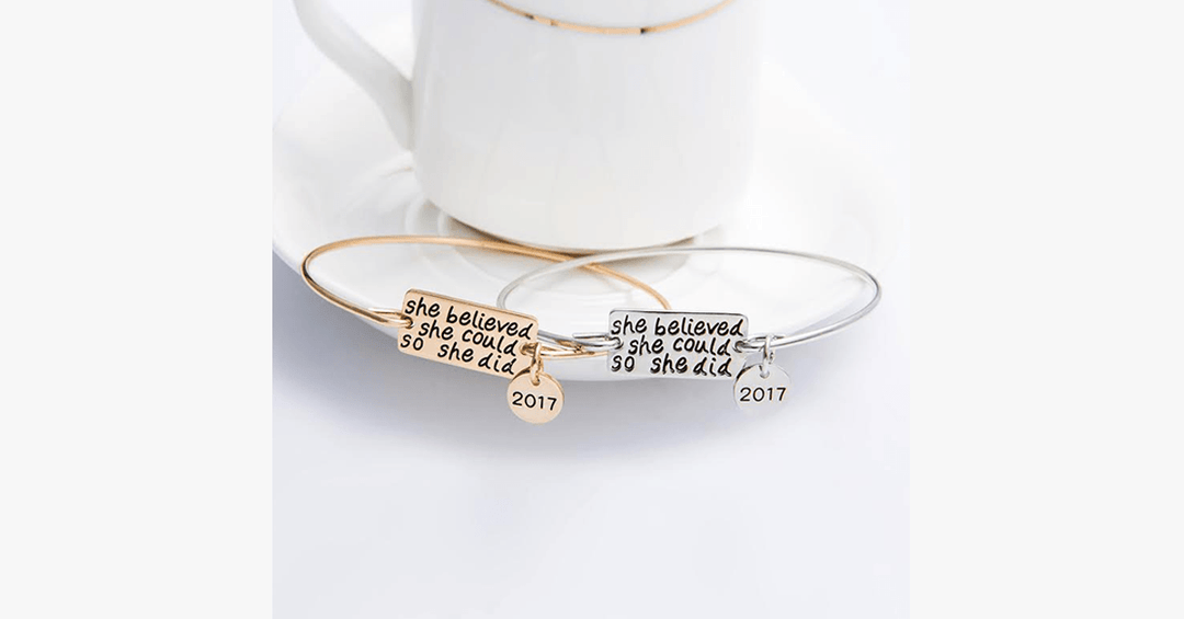 Lisslune | She believed she could, so she did bracelet with 2017 charm