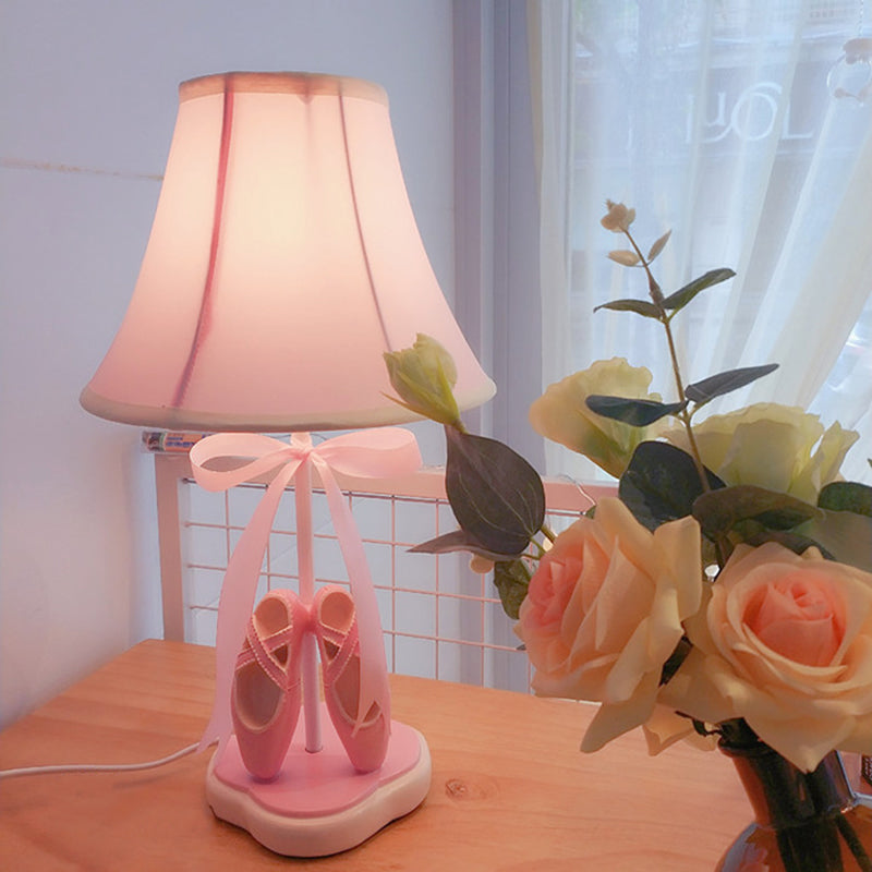Lisslune | BalletBloom – Pink children's bedside lamp with ribbon charm