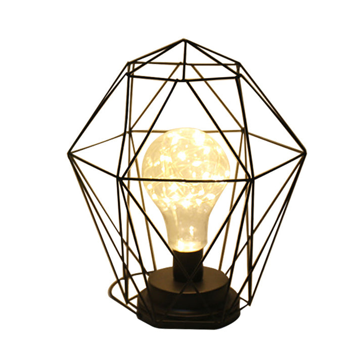 Skørter | Macaron Diamond/Geometric Nightstand Lamp Iron Girls Room LED Table Light in Black/Pink with String Lights Inside