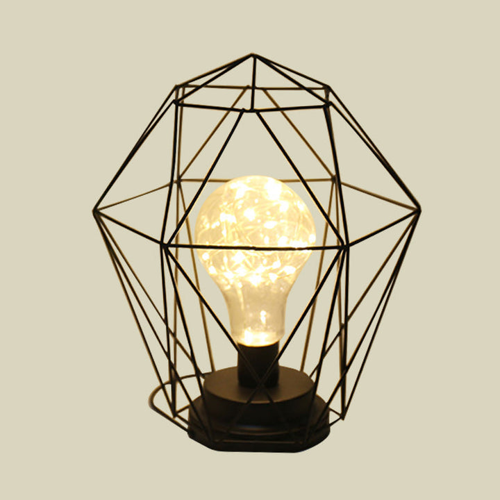Skørter | Macaron Diamond/Geometric Nightstand Lamp Iron Girls Room LED Table Light in Black/Pink with String Lights Inside