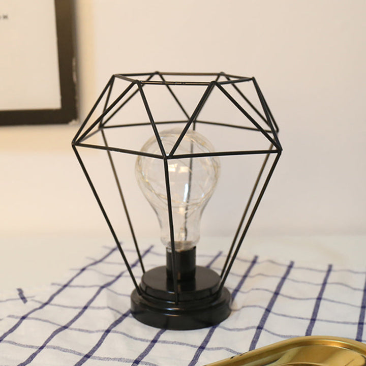 Skørter | Macaron Diamond/Geometric Nightstand Lamp Iron Girls Room LED Table Light in Black/Pink with String Lights Inside