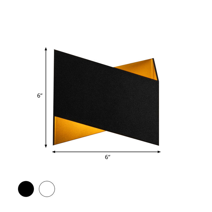 Lisslune | Modern Geometric Wall Lamp Metal LED Stair Lighting Wall Mounted In White/Black