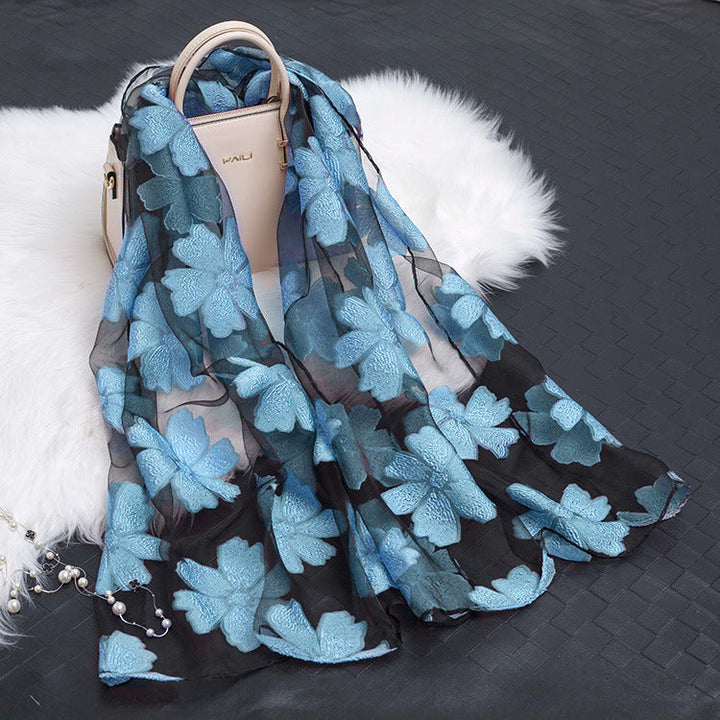 Lisslune | Silk scarf with cut flowers hollow motif