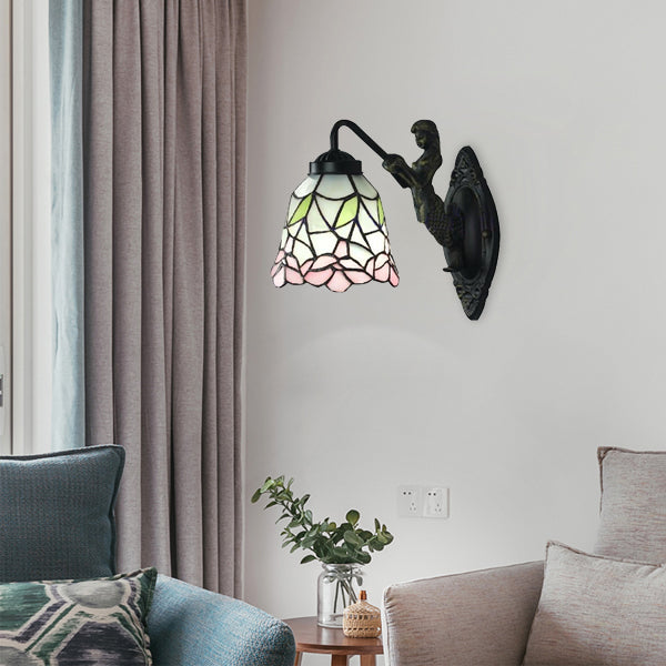 Lisslune | Tapered Stained Glass Wall Lamp Baroque 1 Head Black/Brass Wall Mounted Lighting Fixture