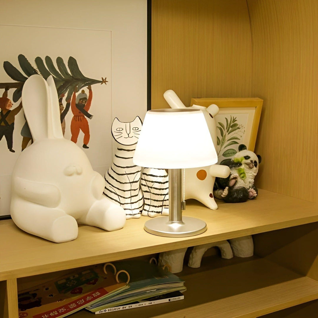 Lisslune | SunGlow – Elegant solid table lamp for outdoor area charm