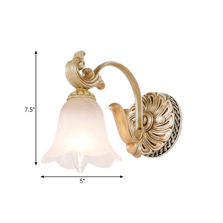 Skørter | 1/2/3-Head Flower Vanity Light Fixture Colonial Style Gold Opal Glass Wall Lamp for Bathroom
