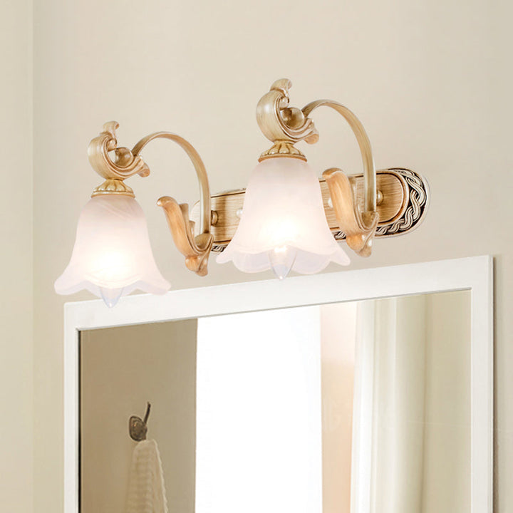 Skørter | 1/2/3-Head Flower Vanity Light Fixture Colonial Style Gold Opal Glass Wall Lamp for Bathroom
