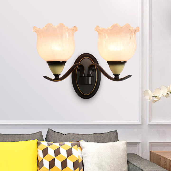 Skørter | Clear Ribbed Glass Flower Wall Lamp Country House 1/2 Lights Living Room Wall Mounted Lighting in Black