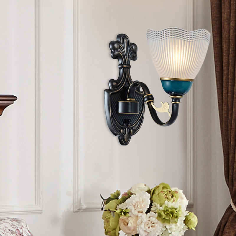 Skørter | Country Twisted Arm Wall Lamp 1/2-Cap Metal Sconce Lamp in Black and Blue with Dome Frosted Ribbed Glass Shade