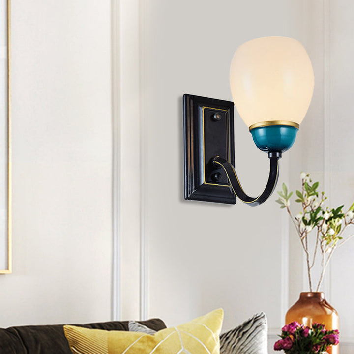 Skørter | 1/2-Head Globe Wall Lamp Fixture Country Black and Blue Opal Glass Wall Light Sconces with Curved Arm