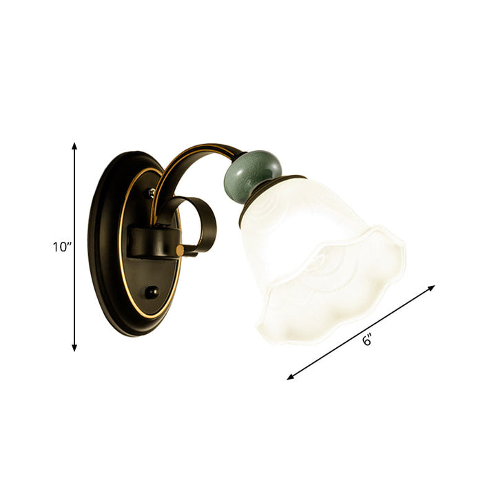 Skørter | 1/2 Lamps Wall-mounted Light Retro Style Flower Frosted Glass Wall Lighting Ideas in Black with Swinging Arm