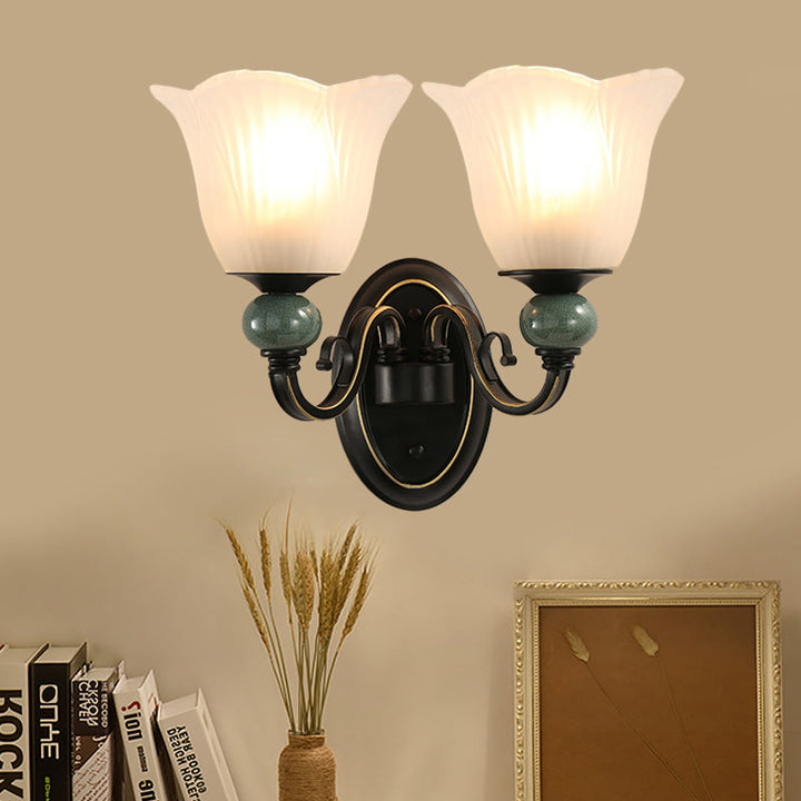 Skørter | Black Flowing Wall Lamp Traditional Opal Ribbed Glass 1/2 Bulbs Bedroom Wall Light with Swivel Arm