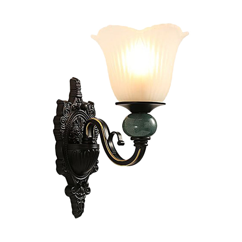 Skørter | Aged Old Bedroom Wall Lighting Classic Style Tempered Glass 1 Head Black Finish Wall Lamp