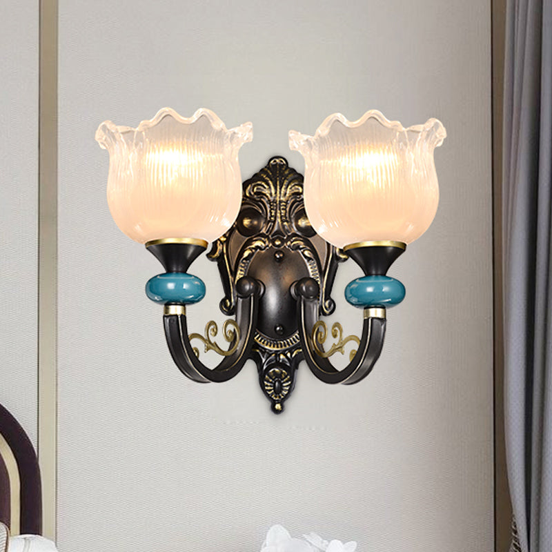Skørter | Clear ribbed glass black wall light flower 1/2 bulbs country house wall-mounted lamp with curved arm