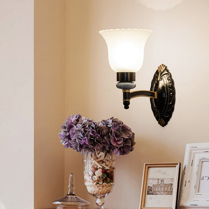 Skørter | Country Bell Wall Mounted Light Fixture 1/2-Light Frosted Glass Wall Lamp in Black
