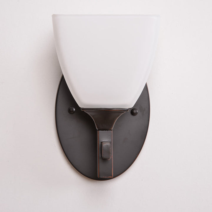 Skørter | Trapezium Indoor Wall Lamp Traditional Cream Glass 1 Light Black Wall Lamp Lighting