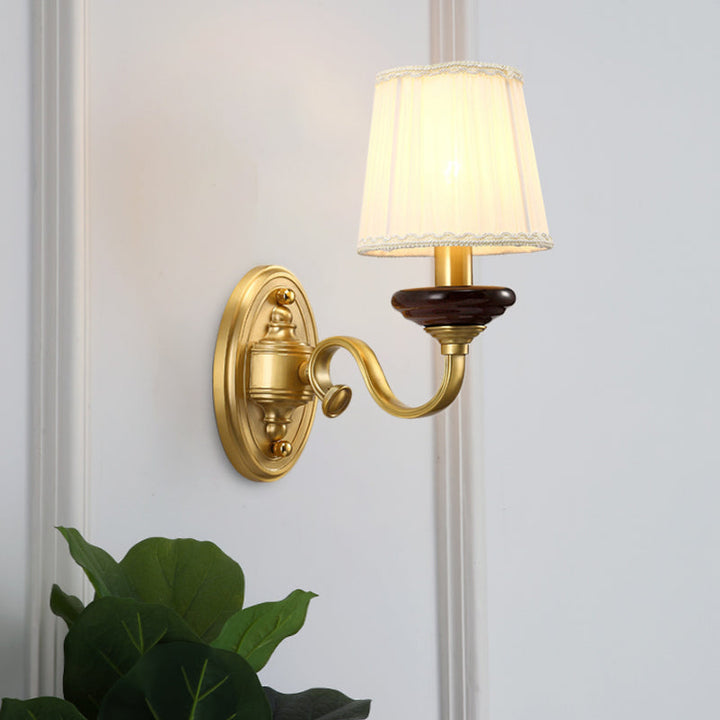 Skørter | 1/2-Pear Fabric Wall Mounted Lamp Traditional Brass Finish Tapered Wall Light Wall Sconce for Dining Room
