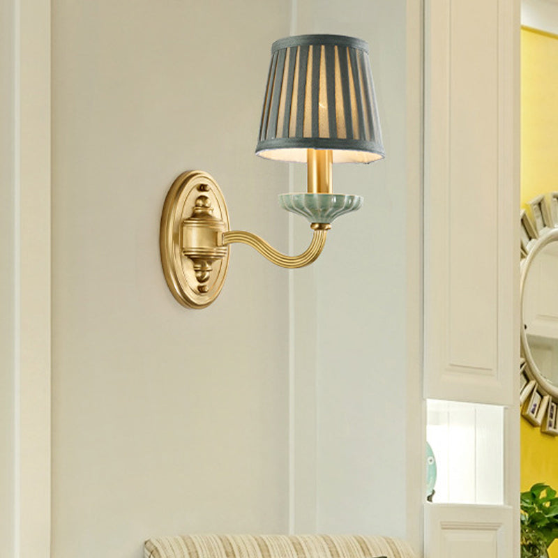 Skørter | Fabric Brass Wall Lamp Fixture Folded Lampshade 1/2-Light Rustic Wall Lantern for Dining Room