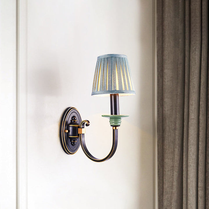 Skørter | Black pleated lampshade wall light country fabric 1/2-light bedroom wall light with twisted arm