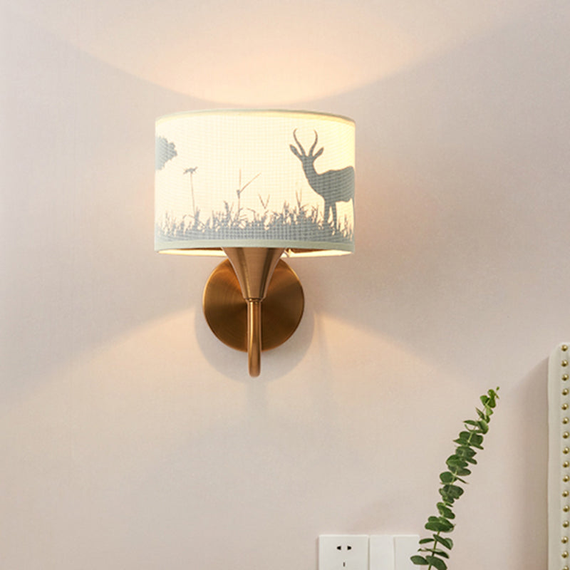 Skørter | Fabric Drum Wall Mount Lighting Classic 1 Light Bedroom Deer/Leaf Pattern Wall Lamp made of Brass with Swan Neck Arm