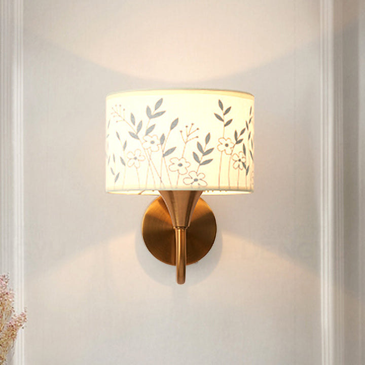 Skørter | Fabric Drum Wall Mount Lighting Classic 1 Light Bedroom Deer/Leaf Pattern Wall Lamp made of Brass with Swan Neck Arm