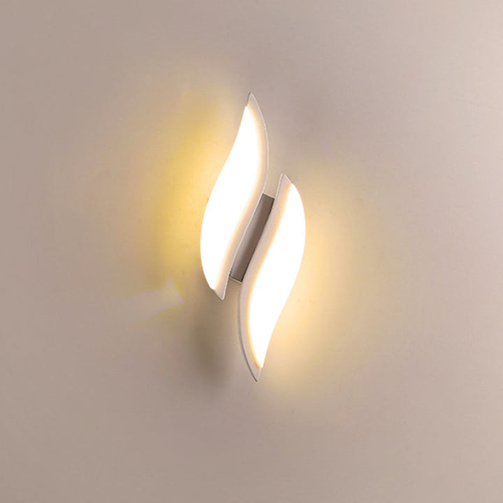 Lisslune | Leaf Small LED Wall Light Simplicity Acrylic White Wall Mount Lighting in Warm/White Light