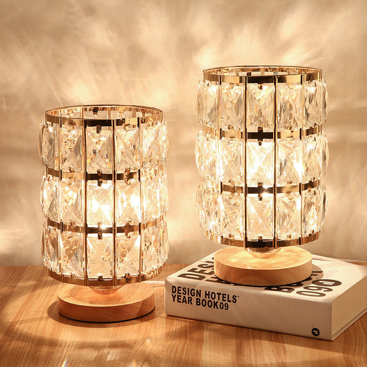 Lisslune | Crystallea – Modern gold crystal head design nightstand lamp