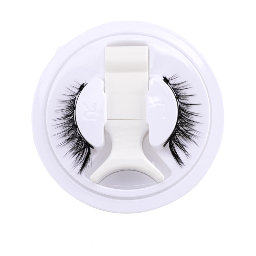 Lisslune | Reusable Magnetic Eyelash and Tweezers Set – No Glue Required