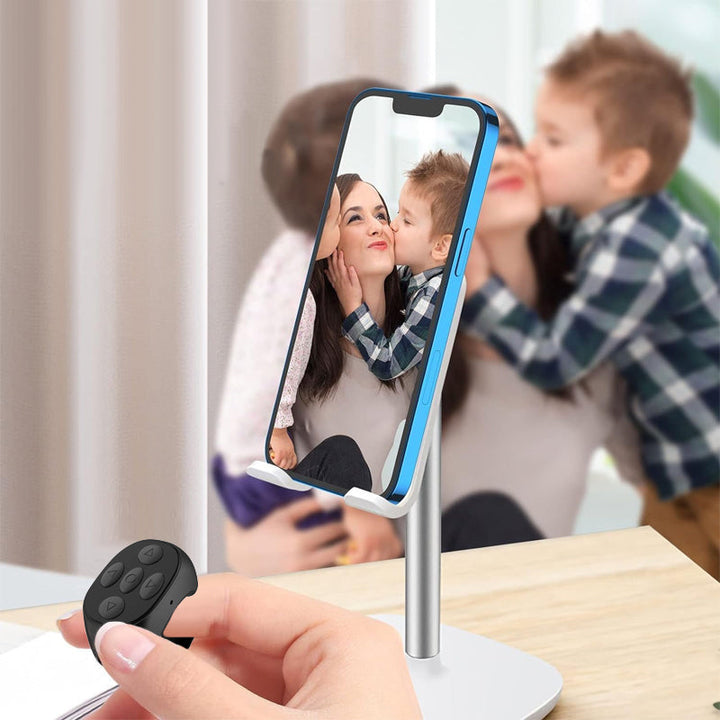 Lisslune | Wireless Bluetooth Remote Control at Your Fingertip