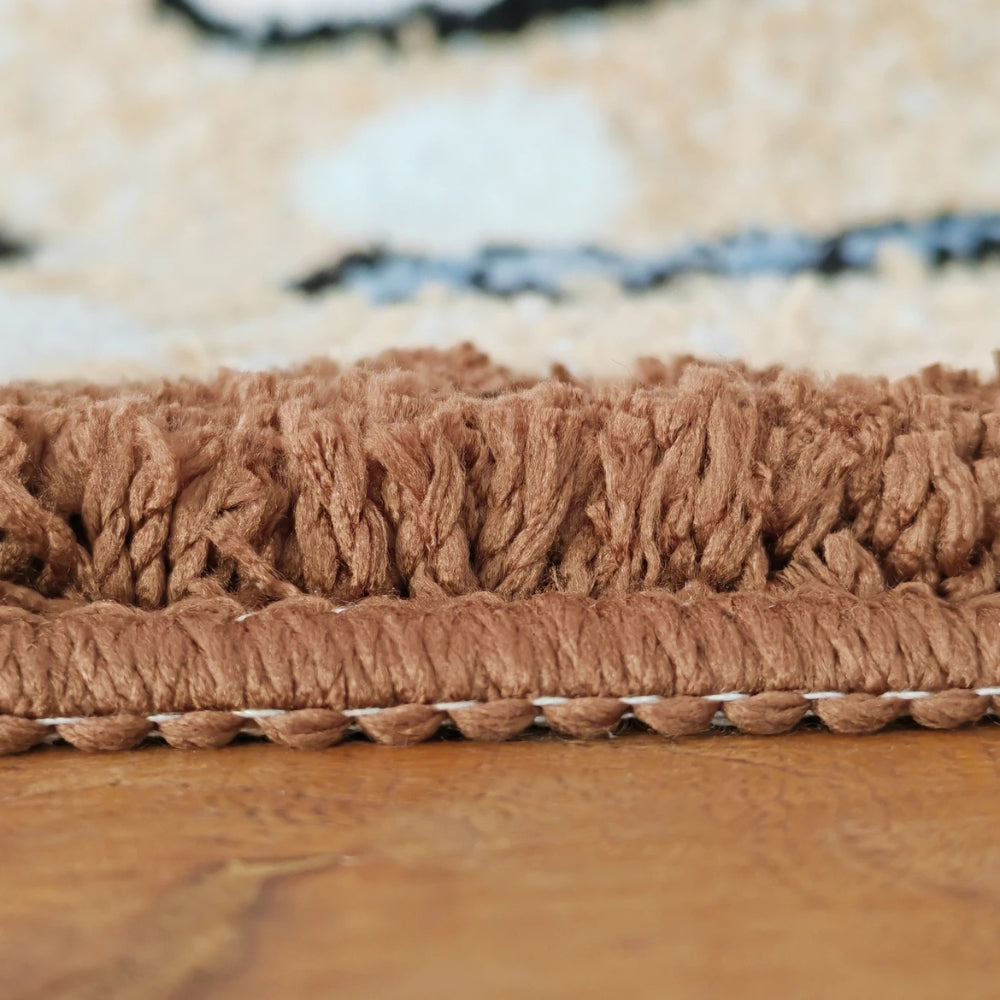 Lisslune | Fluffy Semicircle Non-Slip Bath Mat
