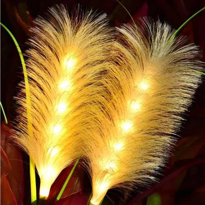 Lisslune | Decorative Rattan Garden Lighting – Solar Lamp in Grass Design for Outdoor Use