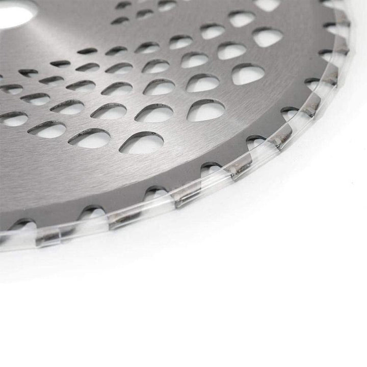 Lisslune | Saw blade made of lawnmower alloy