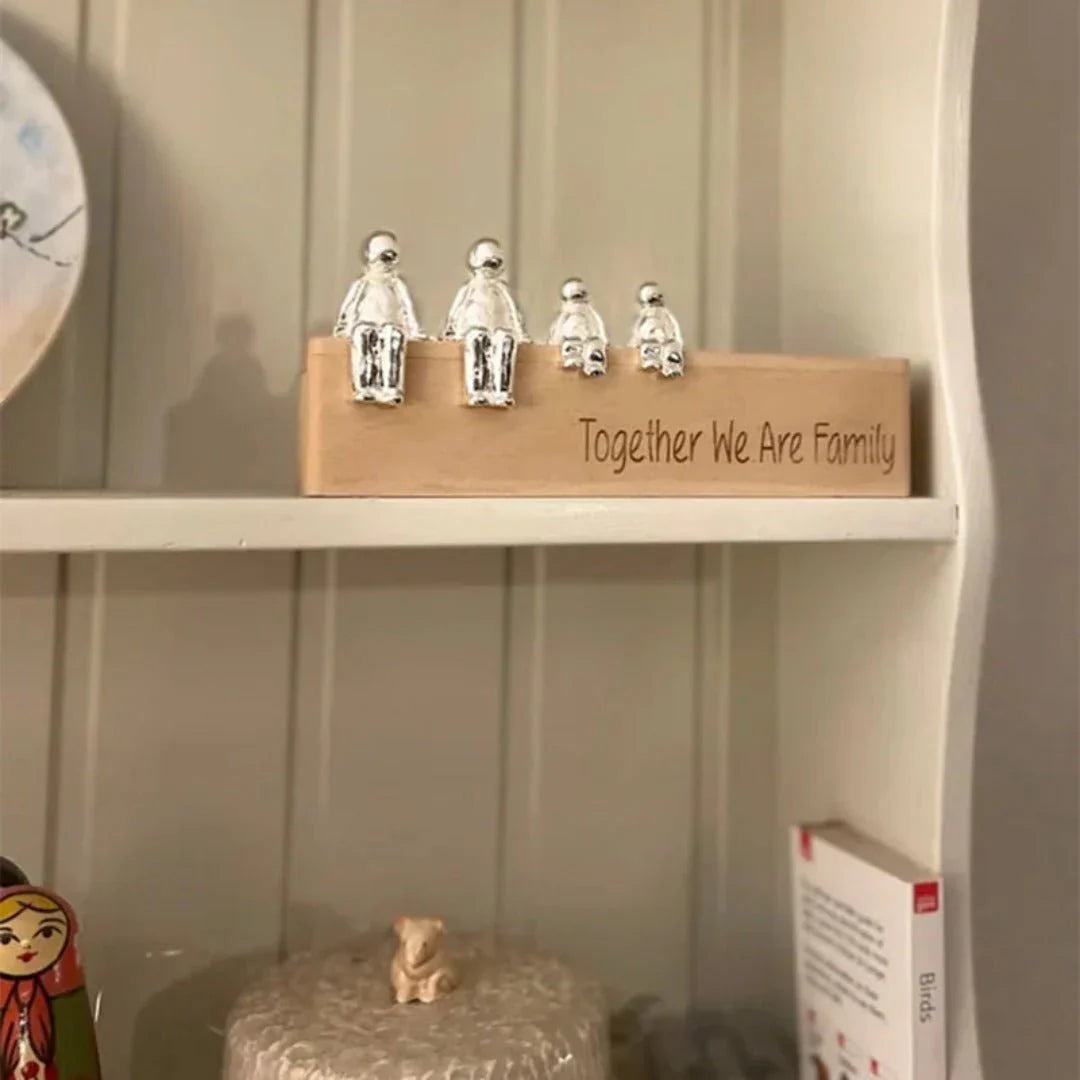 Lisslune | Timeless Family Sculpture