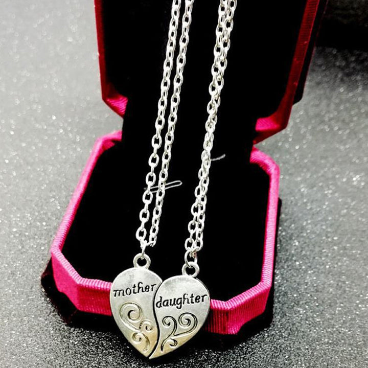 Lisslune | Mother and Daughter Heart Necklace