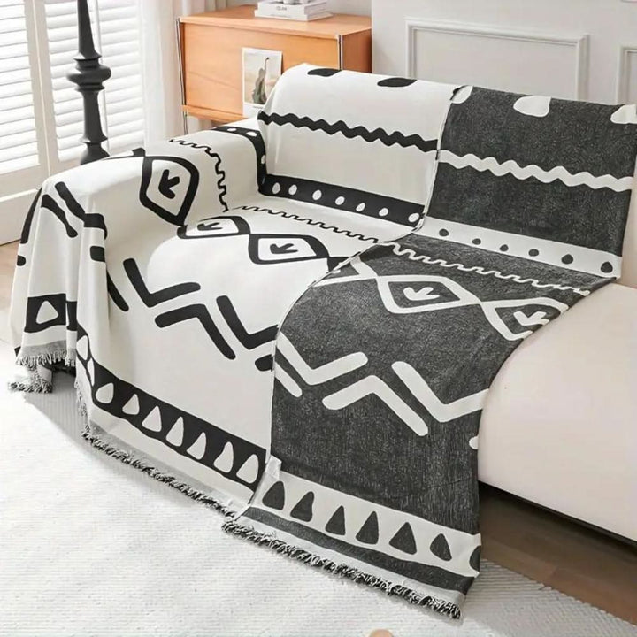 Lisslune | BohoRevive - Extravagant and fairy-tale sofa cover