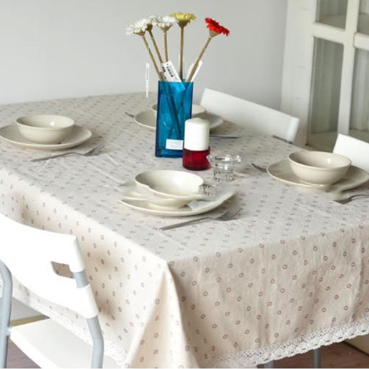 Lisslune | Daisy Print Cotton Linen Tablecloth